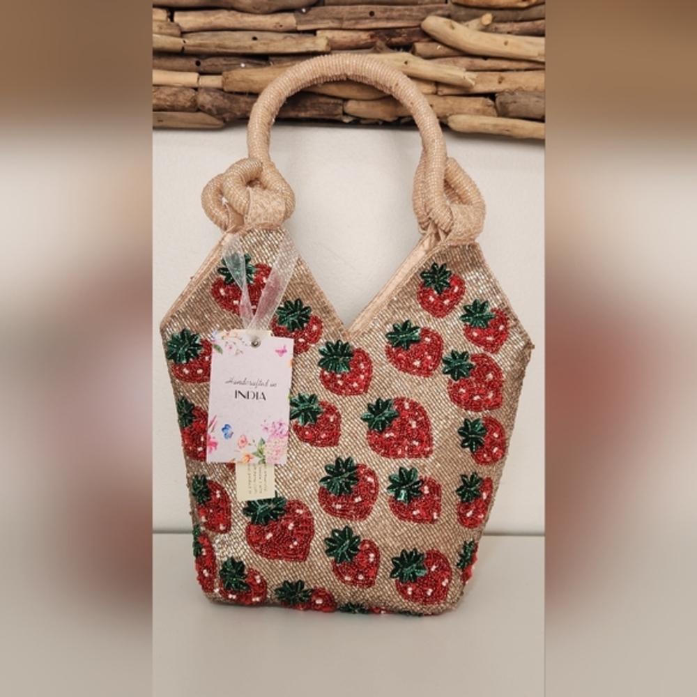 NWT Viral Tiktok Handcrafted Beaded Strawberry Handbag